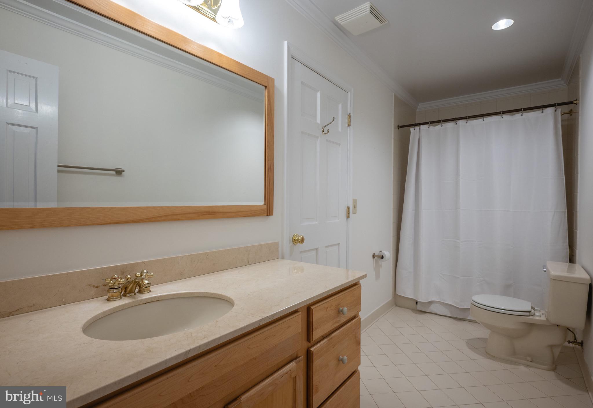 WELLINGTON WOODS - Residential