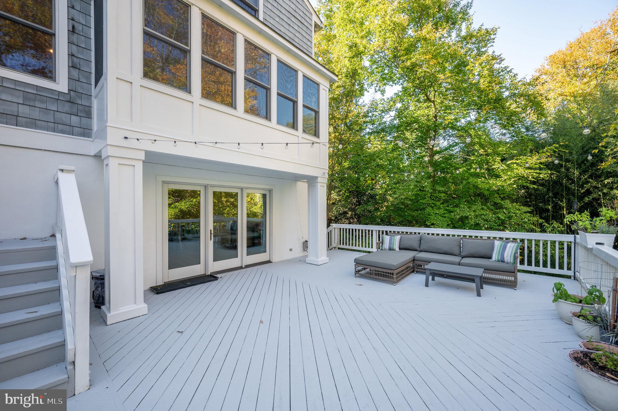 WELLINGTON WOODS - Residential