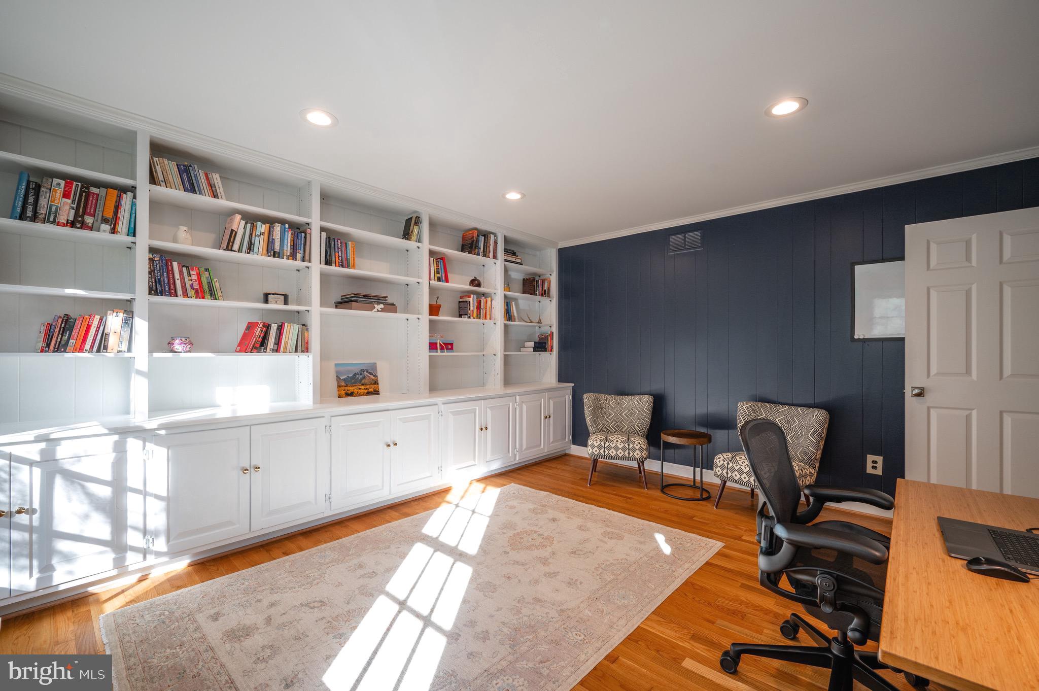 WELLINGTON WOODS - Residential