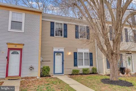 Townhouse For Sale - 32 Meadowside Court<br/> Charles County, INDIAN HEAD, MD 20640