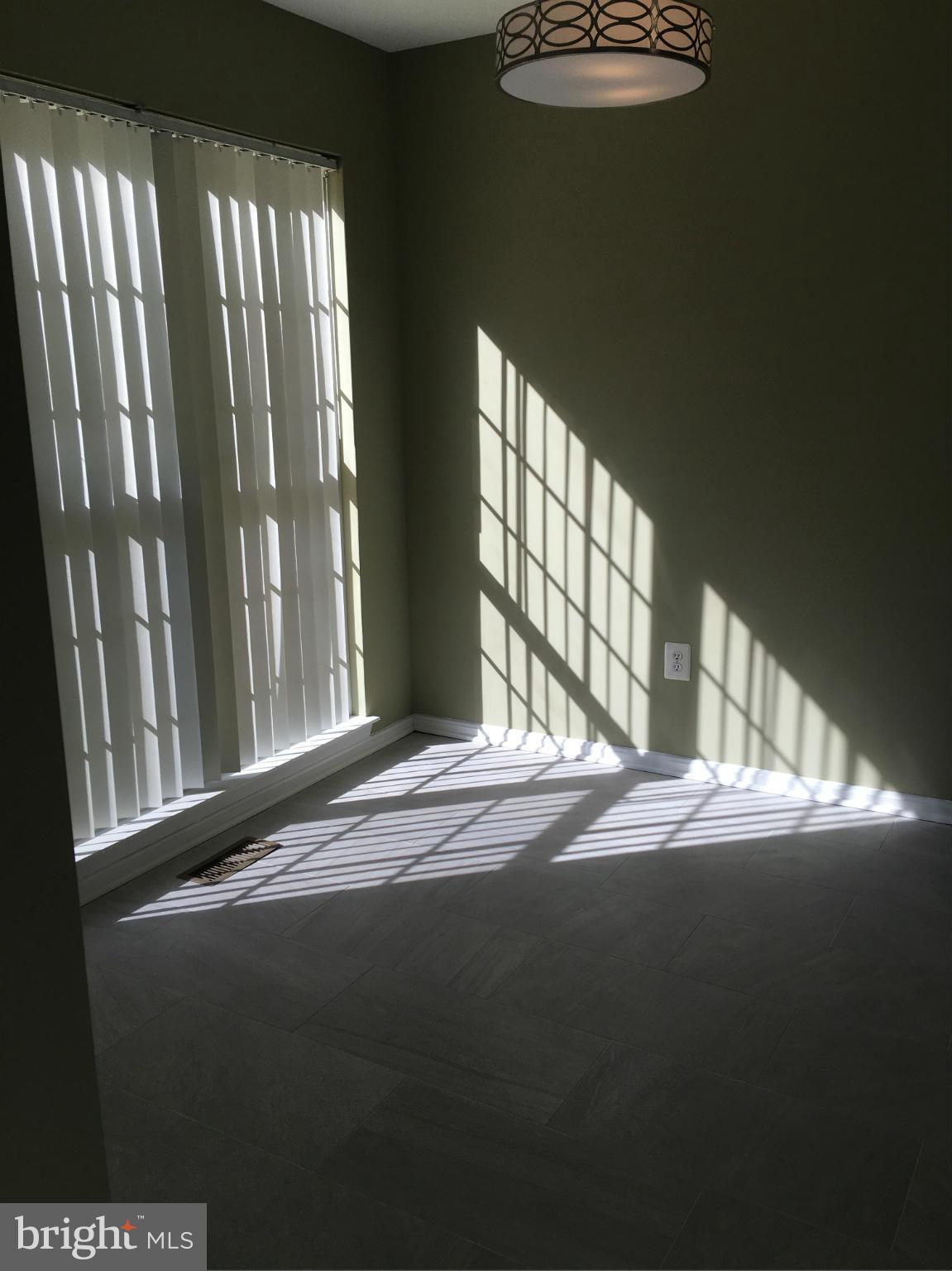 THE VILLAGES OF LYONSFIELD RUN - Residential