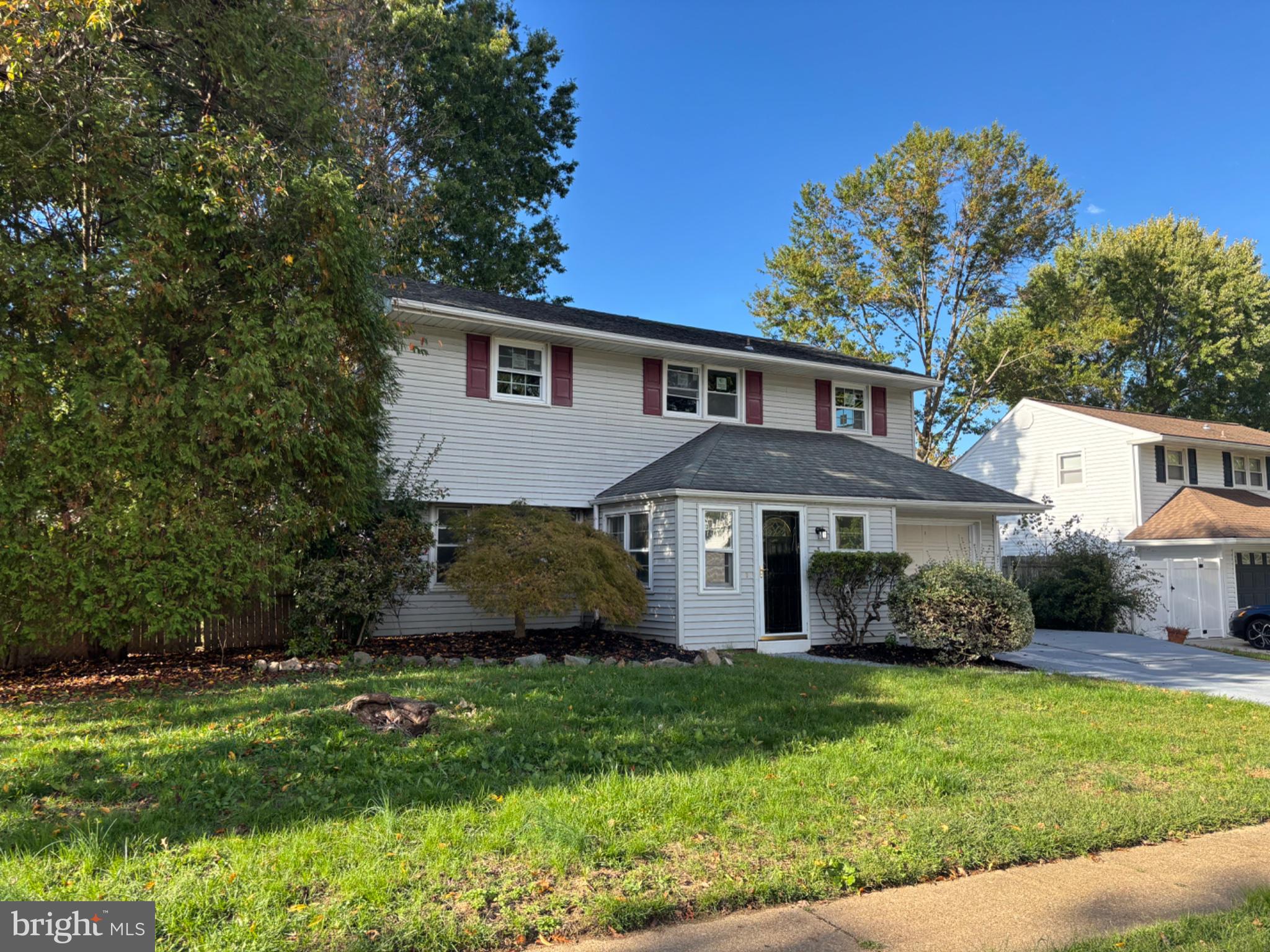 3 MONTERRY DRIVE