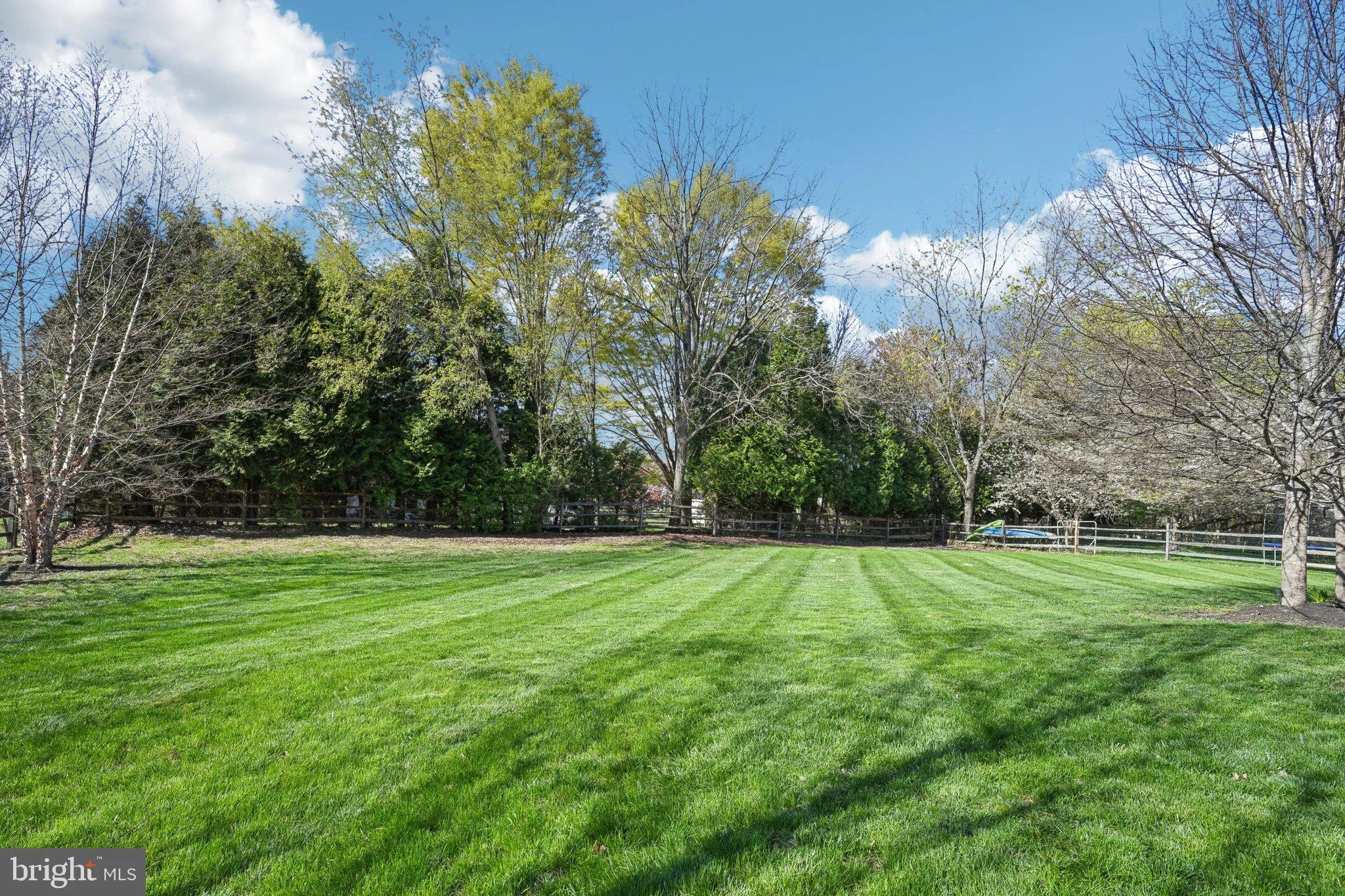 Dresher, Pennsylvania 19025, United States, 4 Bedrooms Bedrooms, ,3 BathroomsBathrooms,Residential,Contingent,112543