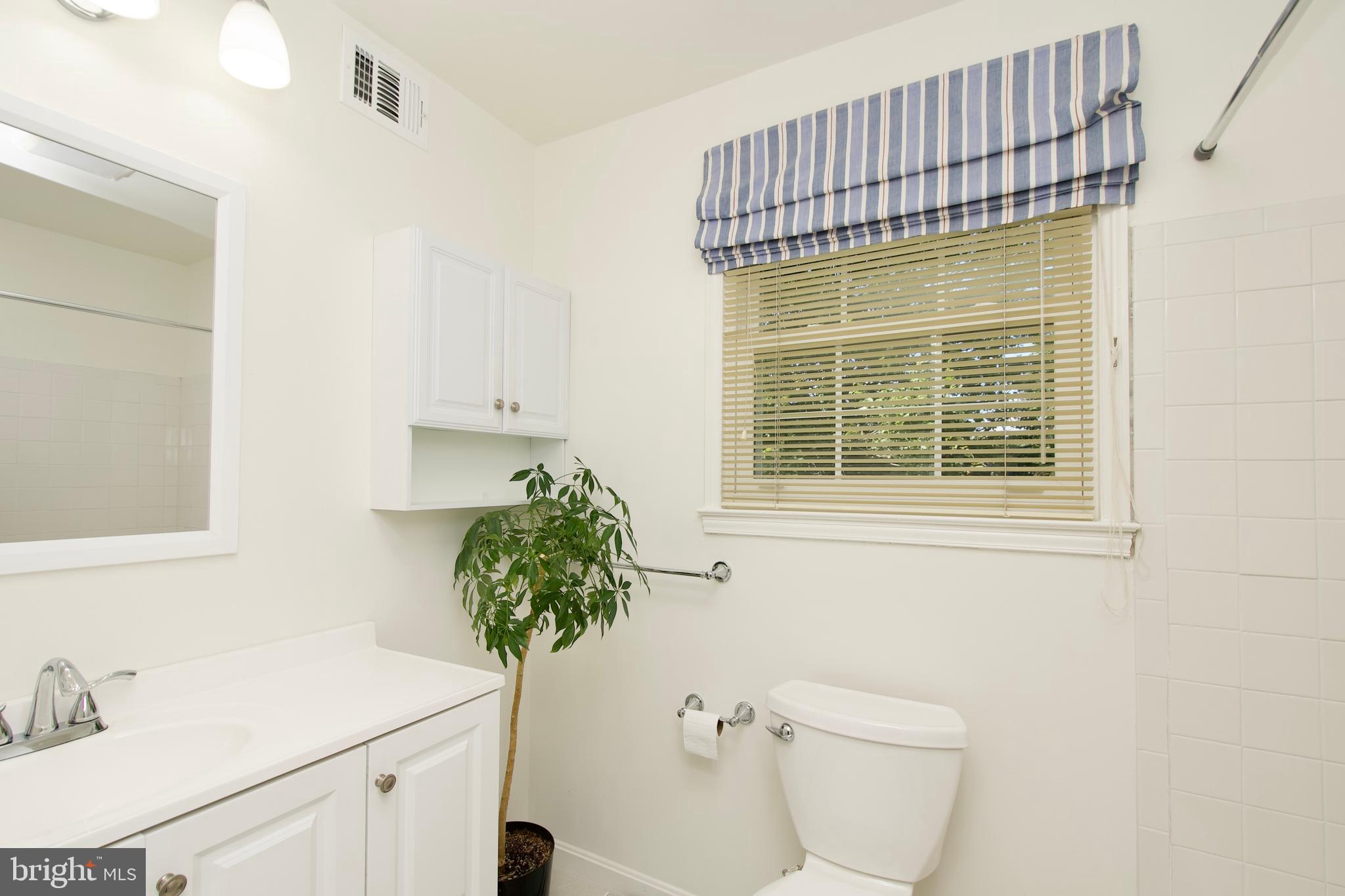 KINGS PARK WEST - Residential