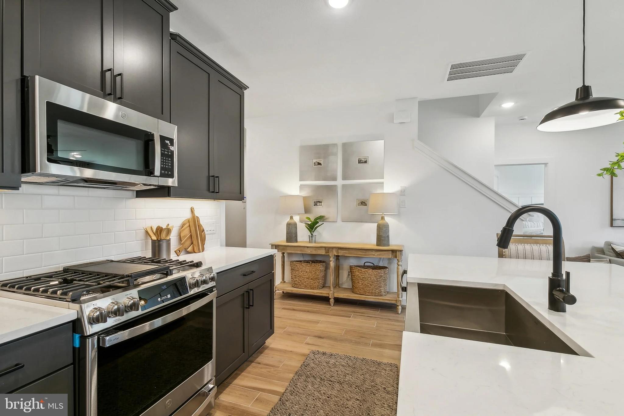 LIBERTY RUN - Residential