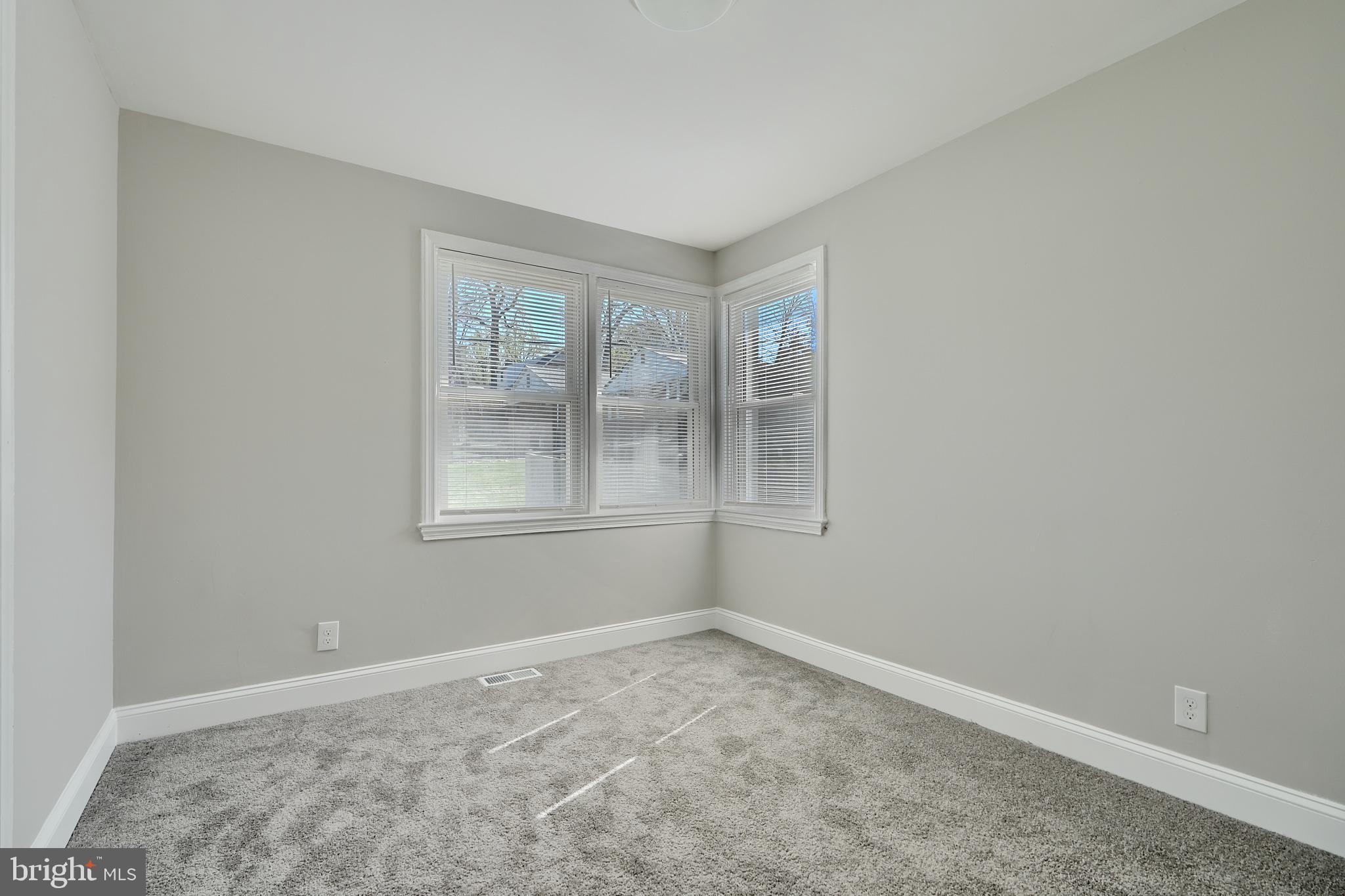 MOUNT WASHINGTON - Residential