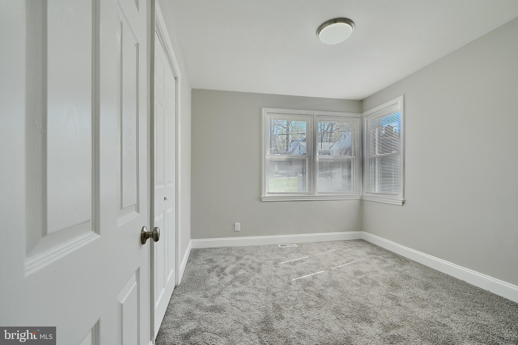 MOUNT WASHINGTON - Residential