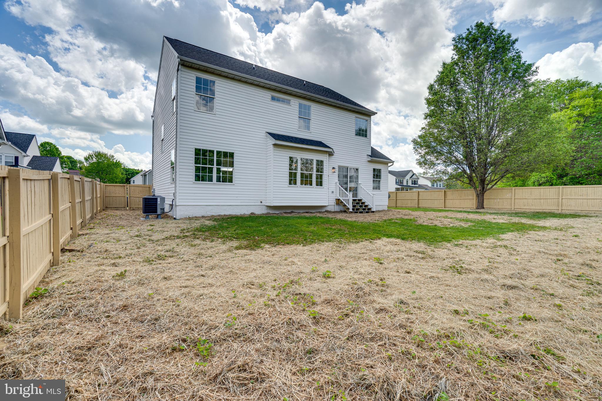 GREENFIELD - Residential