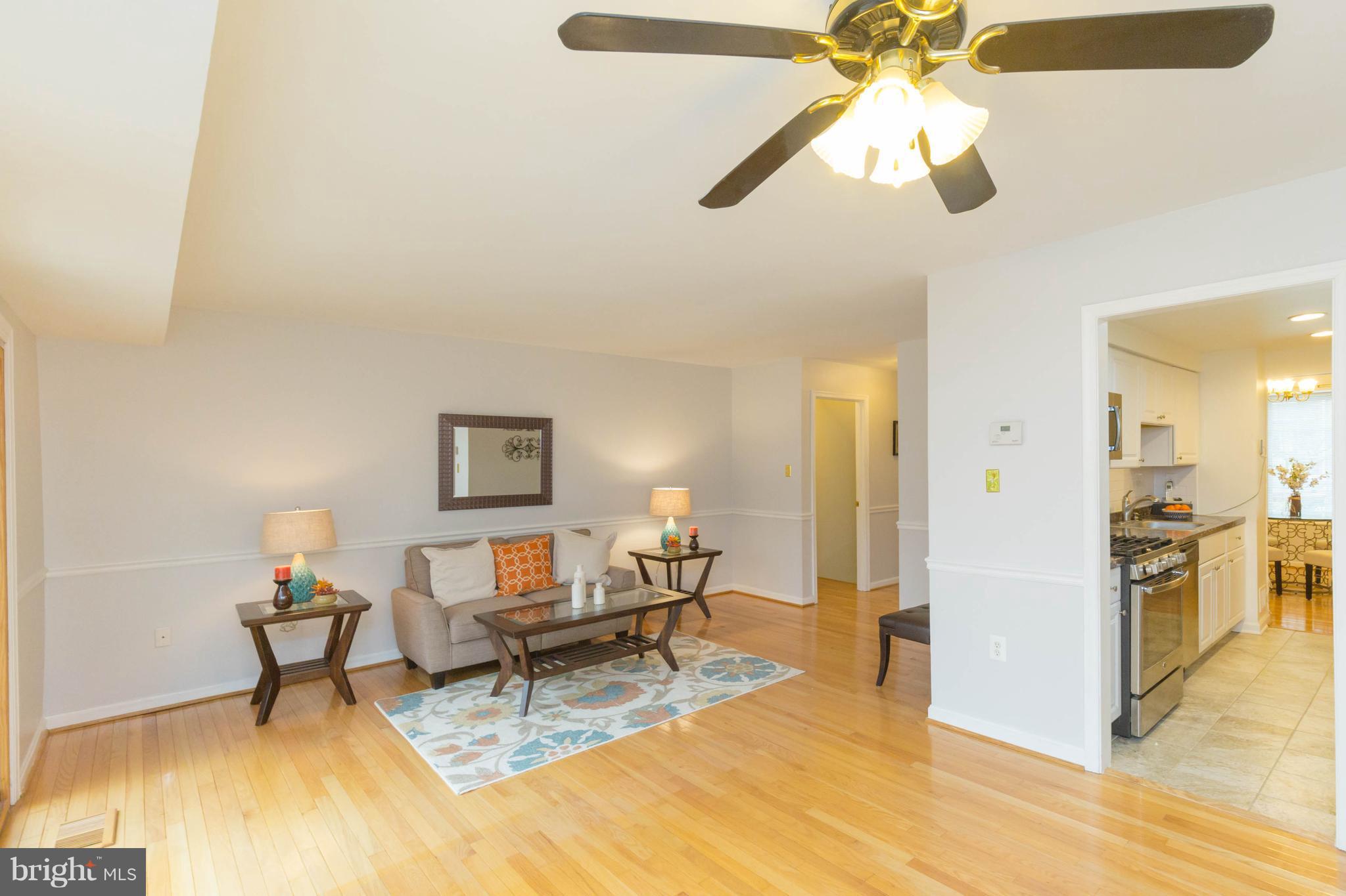 BURKE STATION SQUARE - Residential