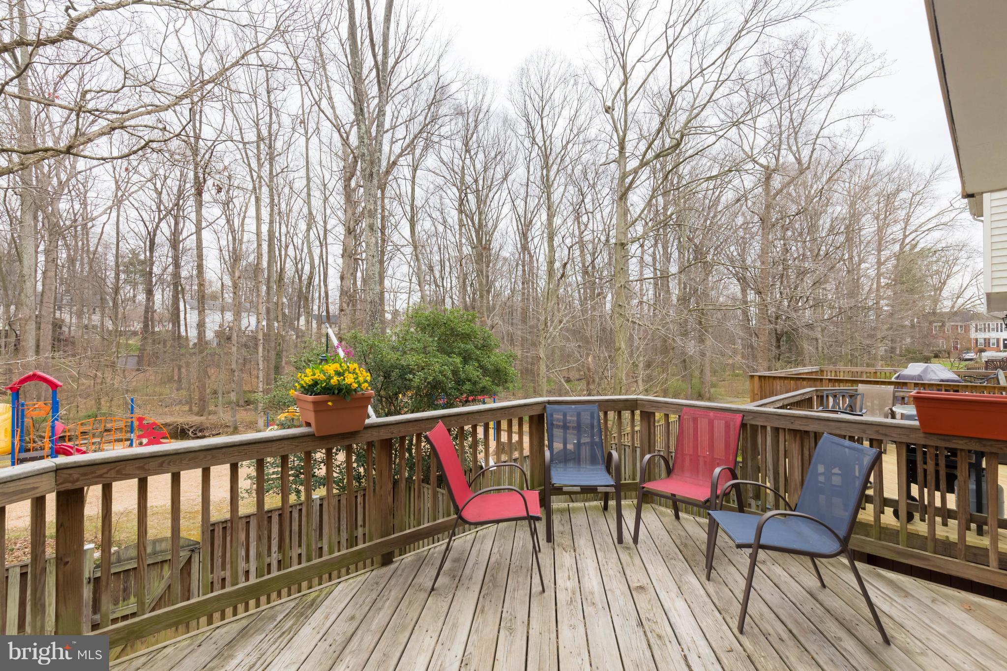 BURKE STATION SQUARE - Residential