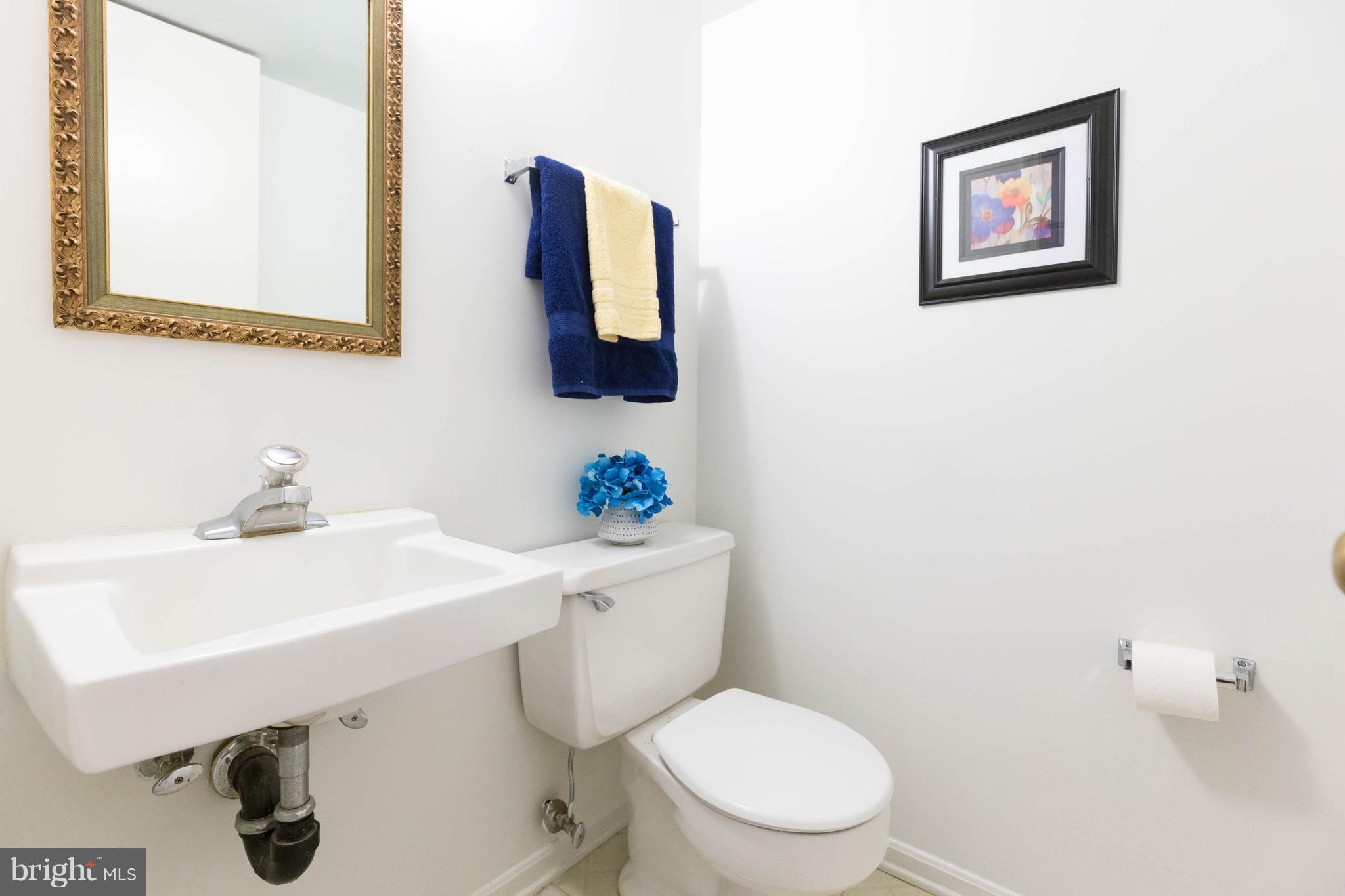 BURKE STATION SQUARE - Residential