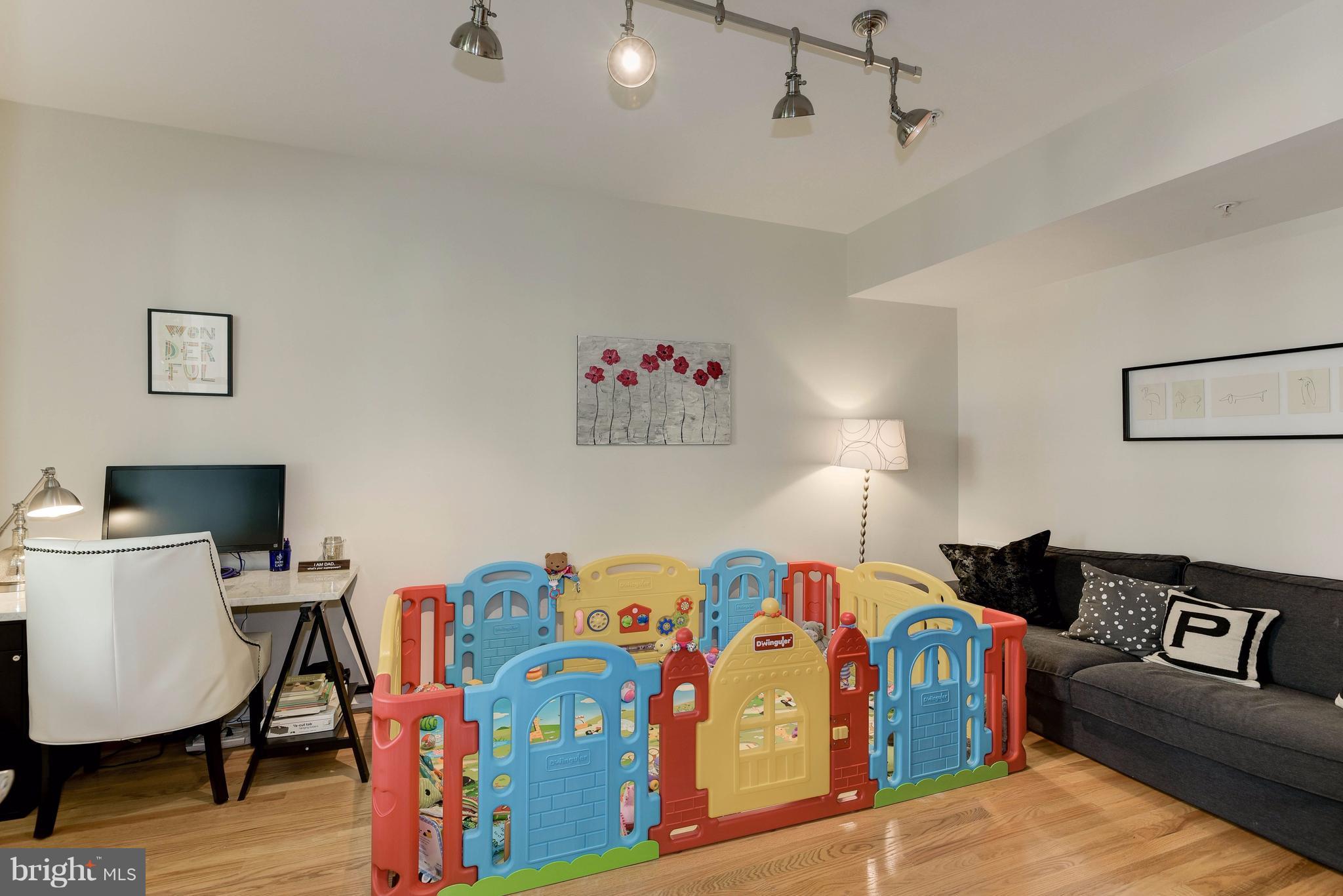 BROMPTONS AT CHERRYDALE - Residential