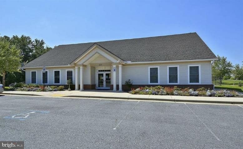 SEVEN OAKS - Residential