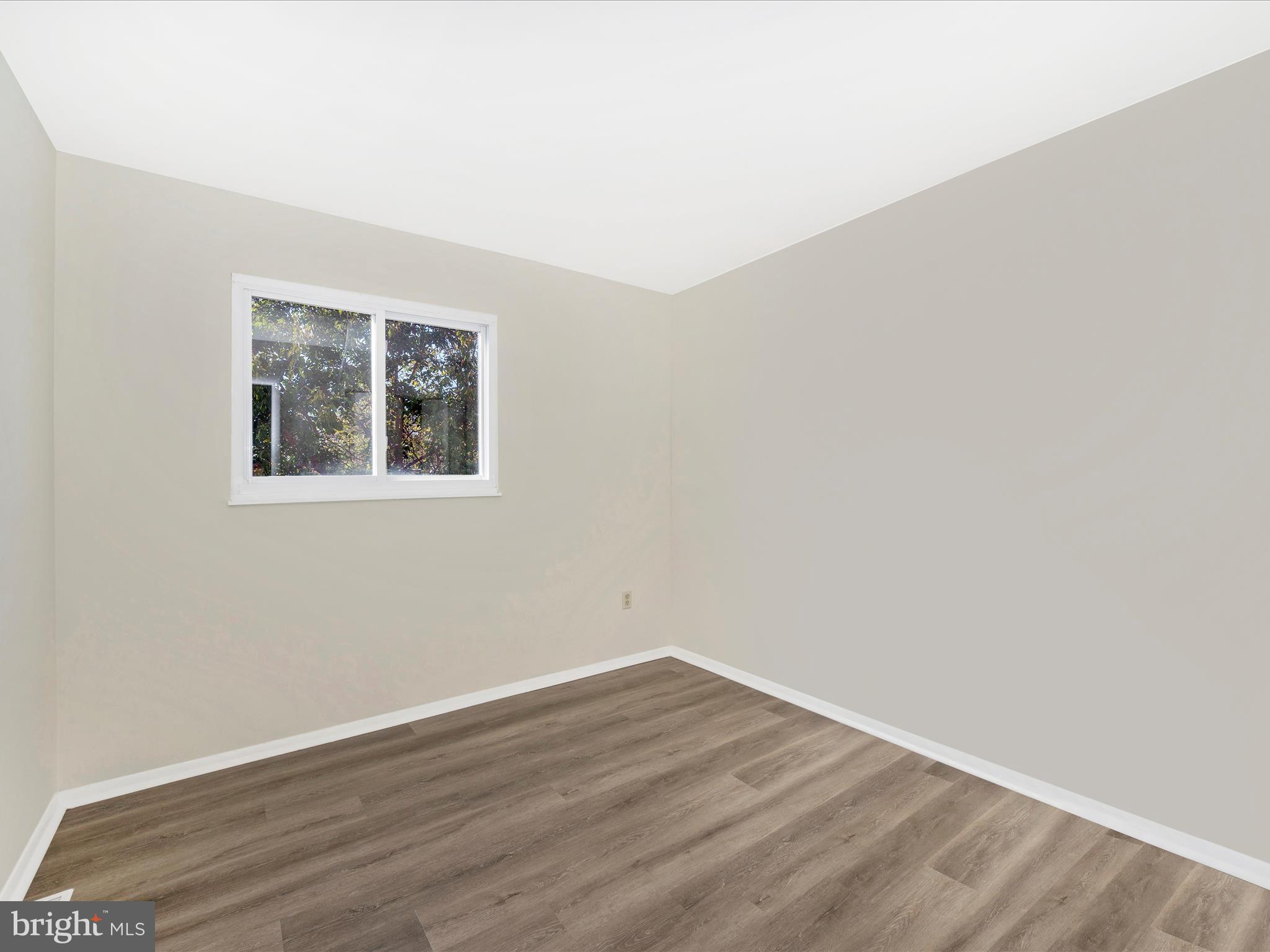 AMBER MEADOWS - Residential