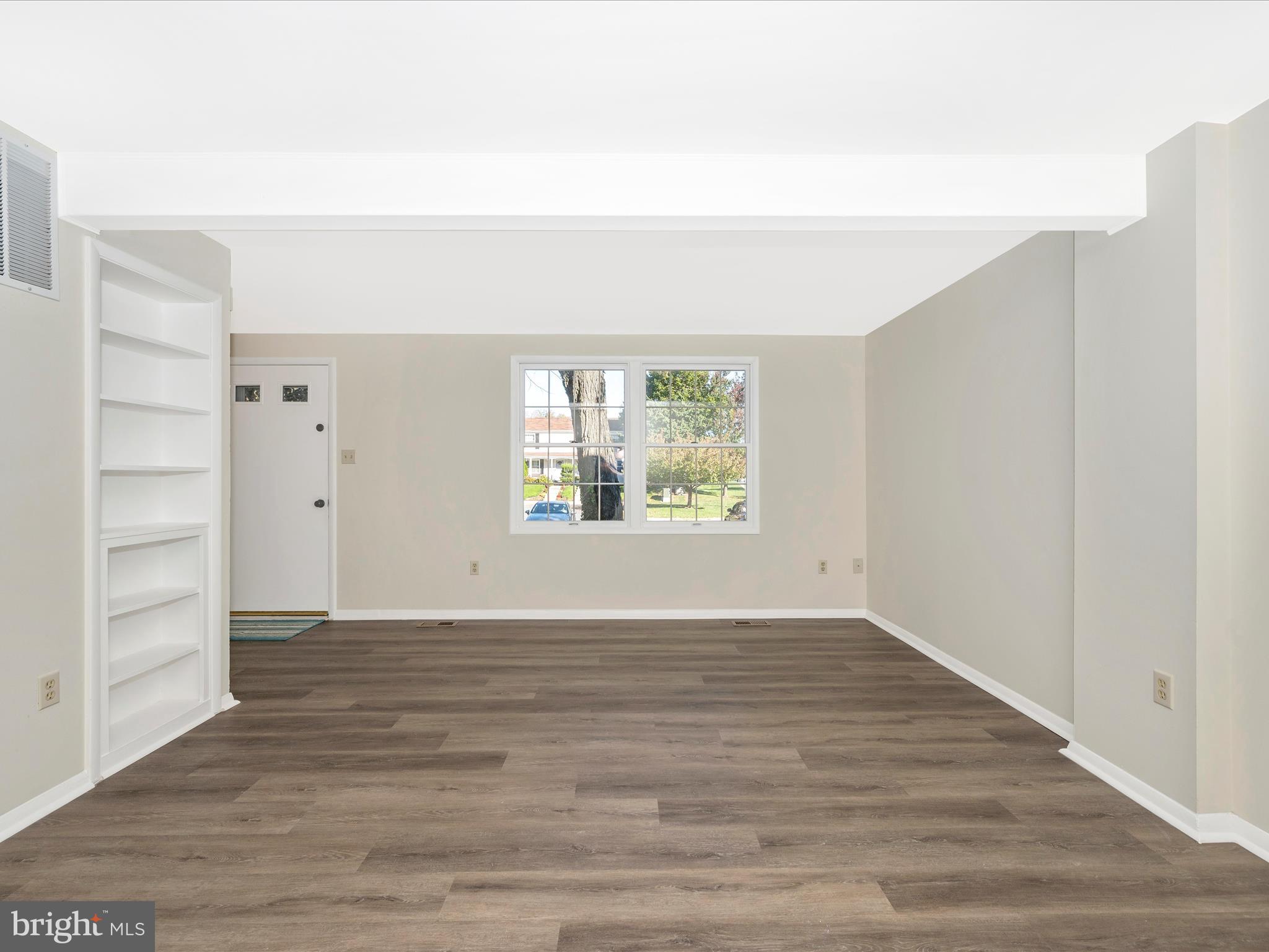 AMBER MEADOWS - Residential