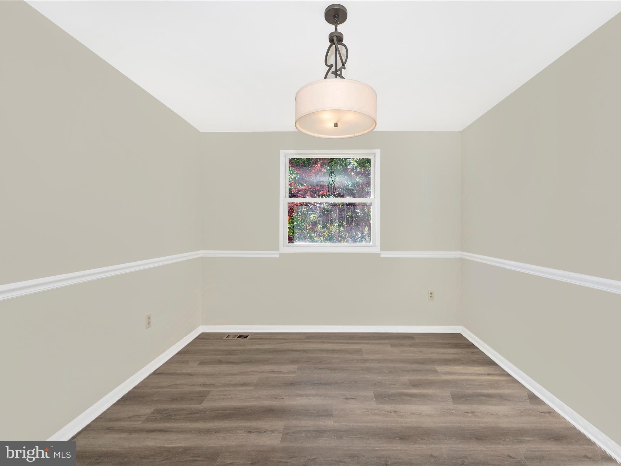 AMBER MEADOWS - Residential