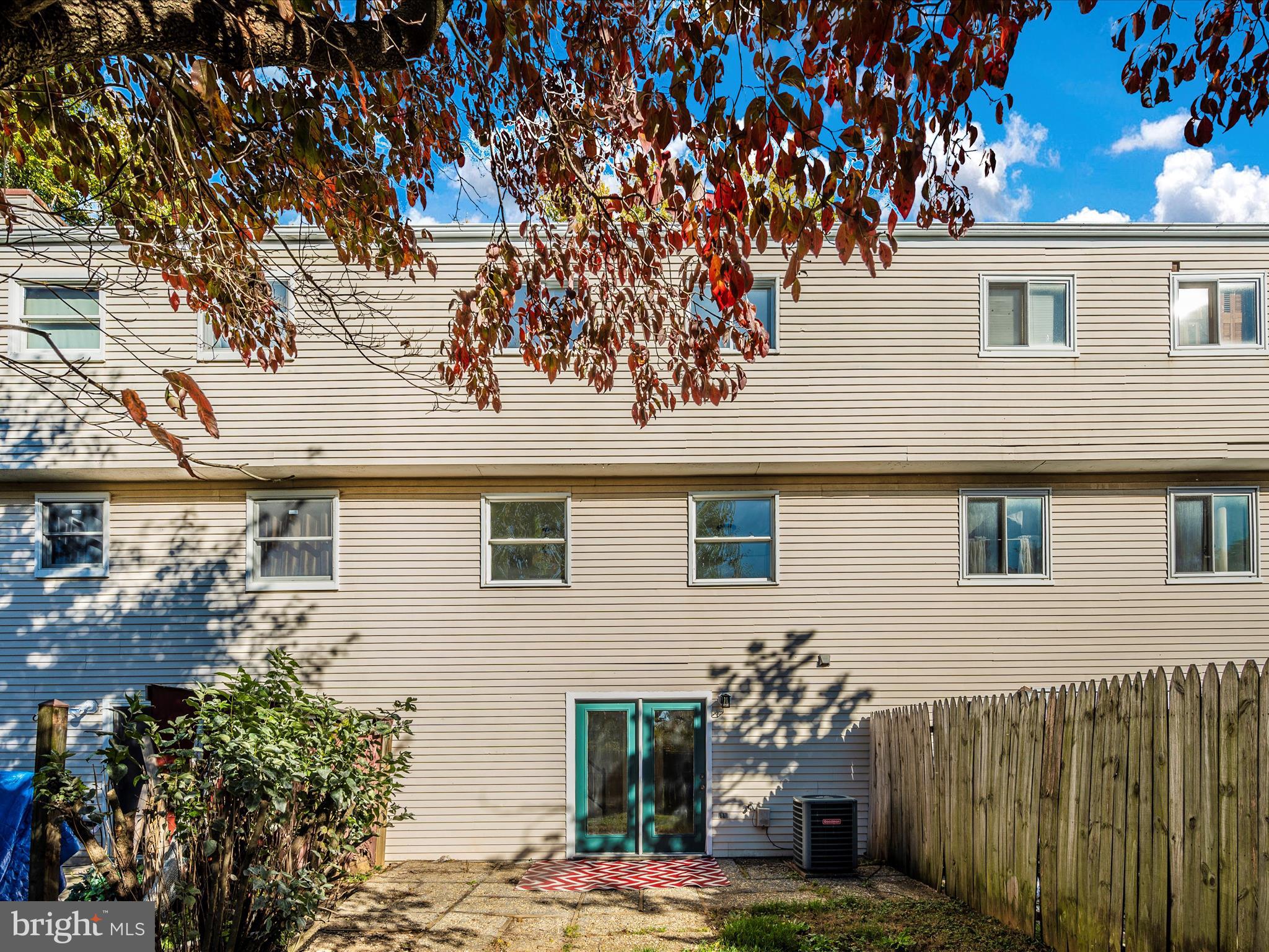 AMBER MEADOWS - Residential