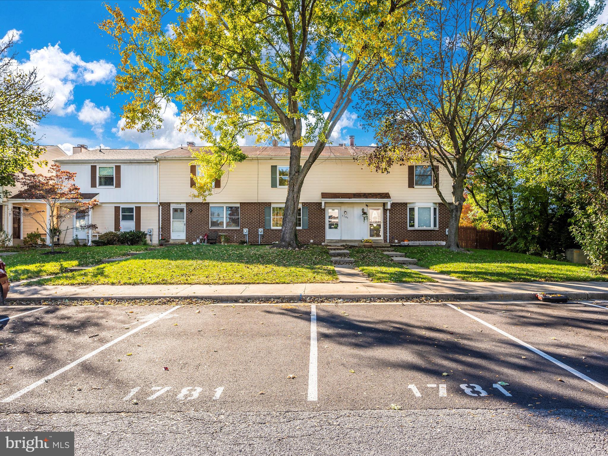 AMBER MEADOWS - Residential