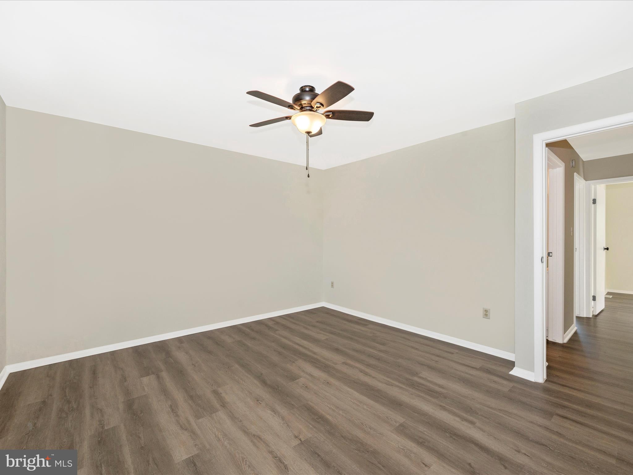 AMBER MEADOWS - Residential