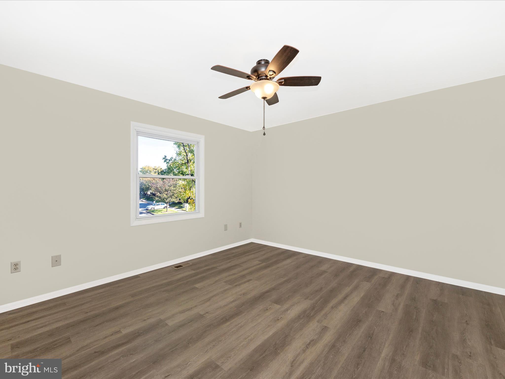 AMBER MEADOWS - Residential