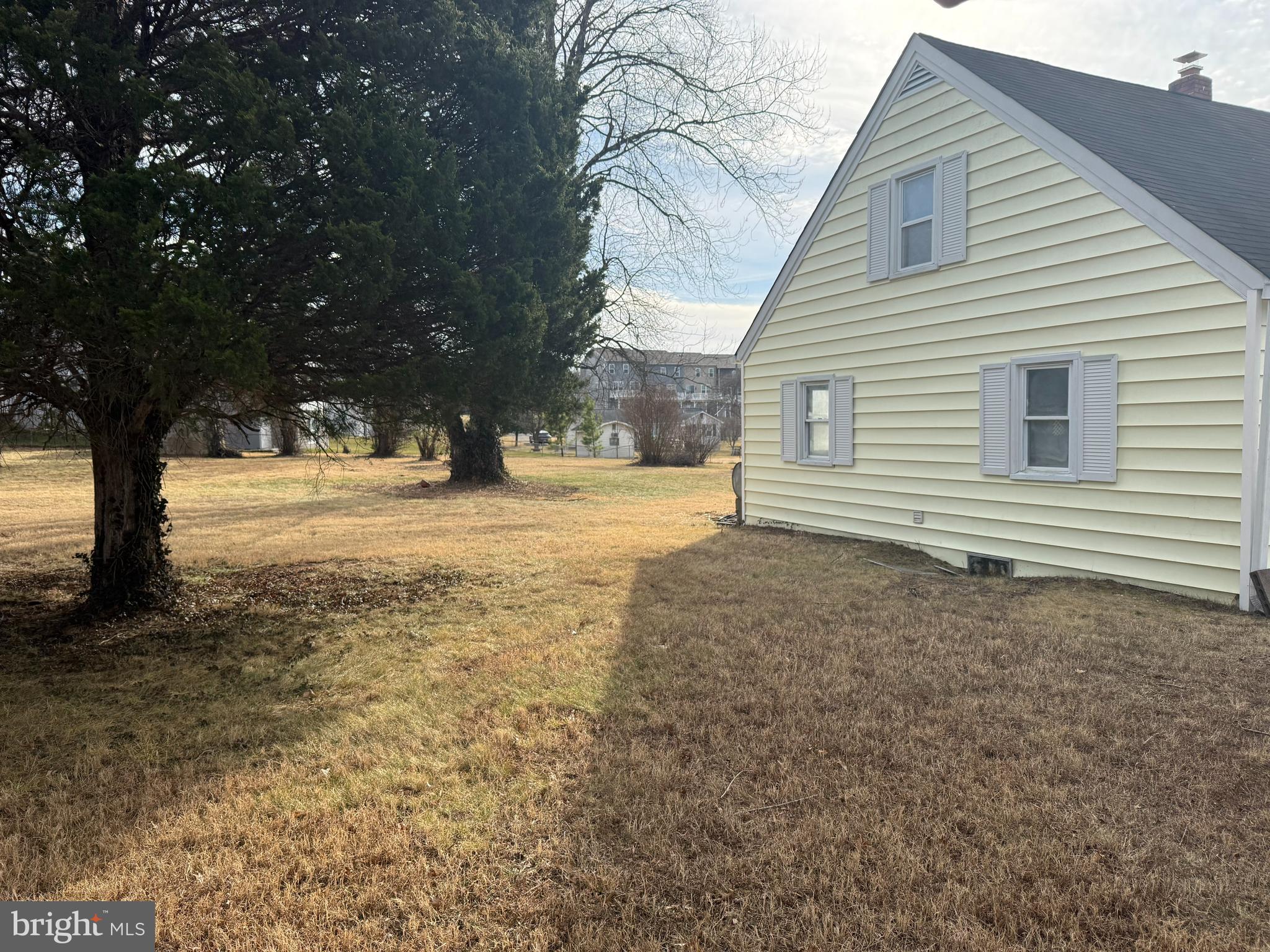 8803 OLD DOMINION DRIVE