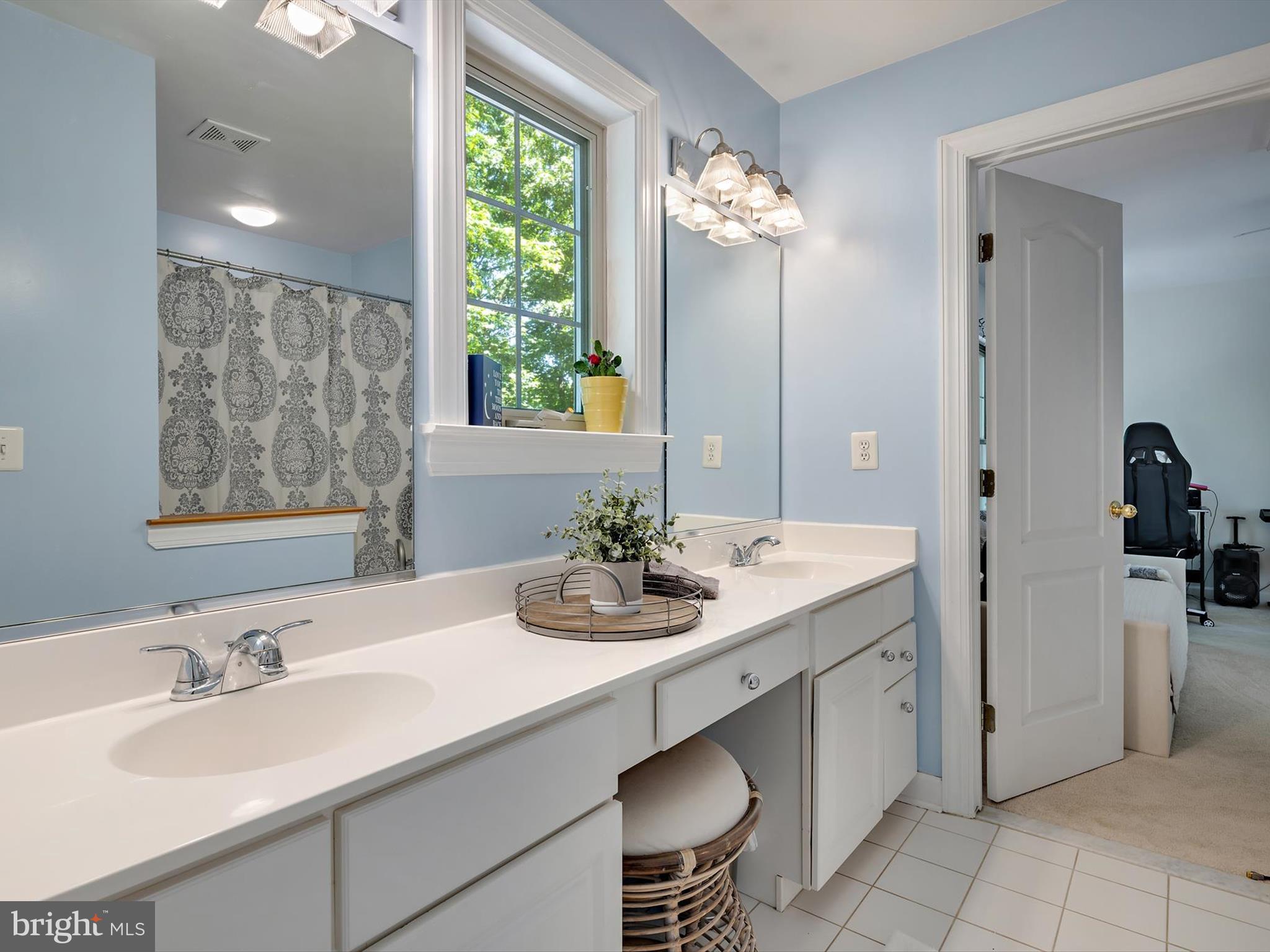 EAGLES PASSAGES - Residential