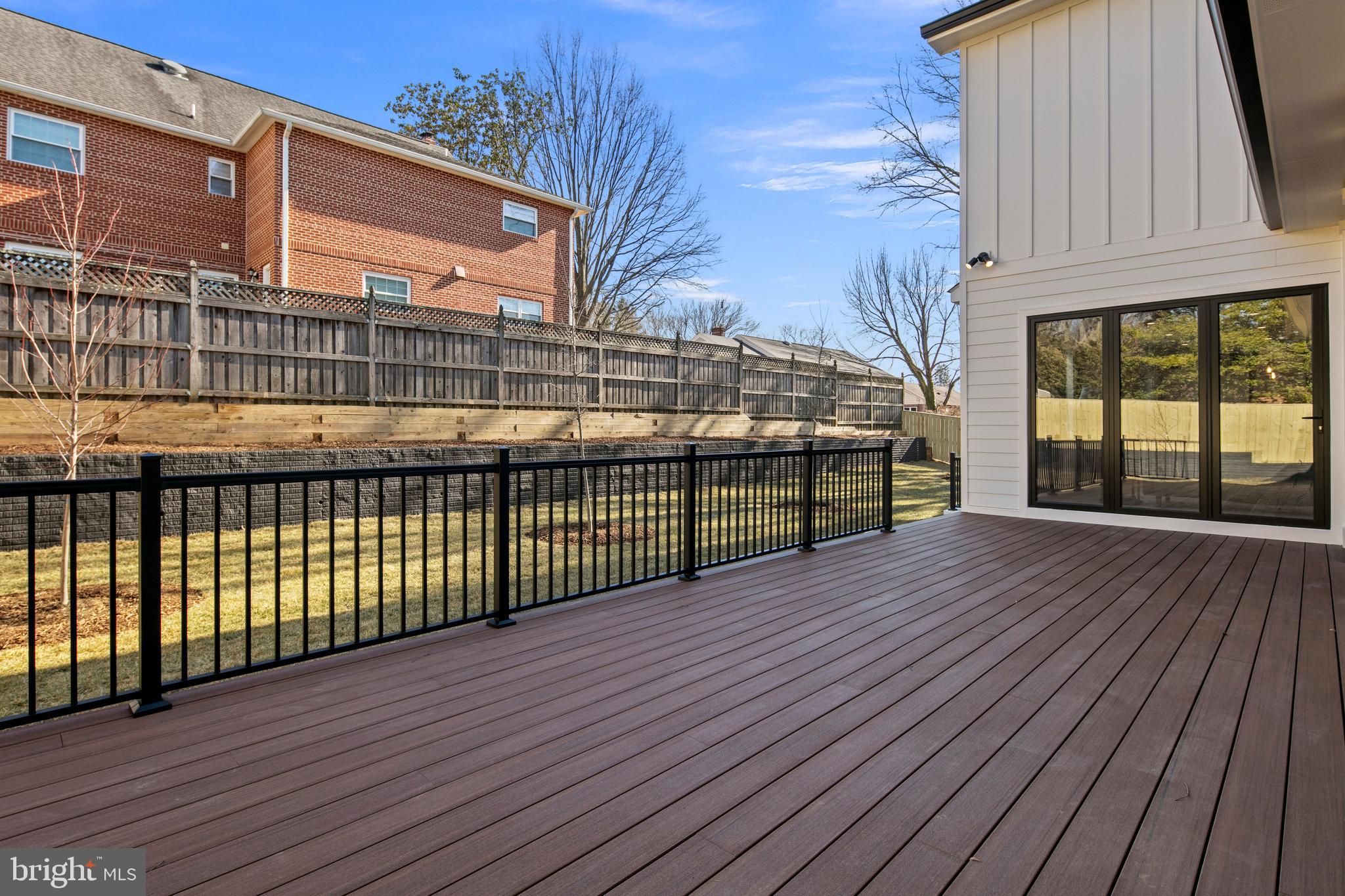 BERKSHIRE OAKWOOD - Residential