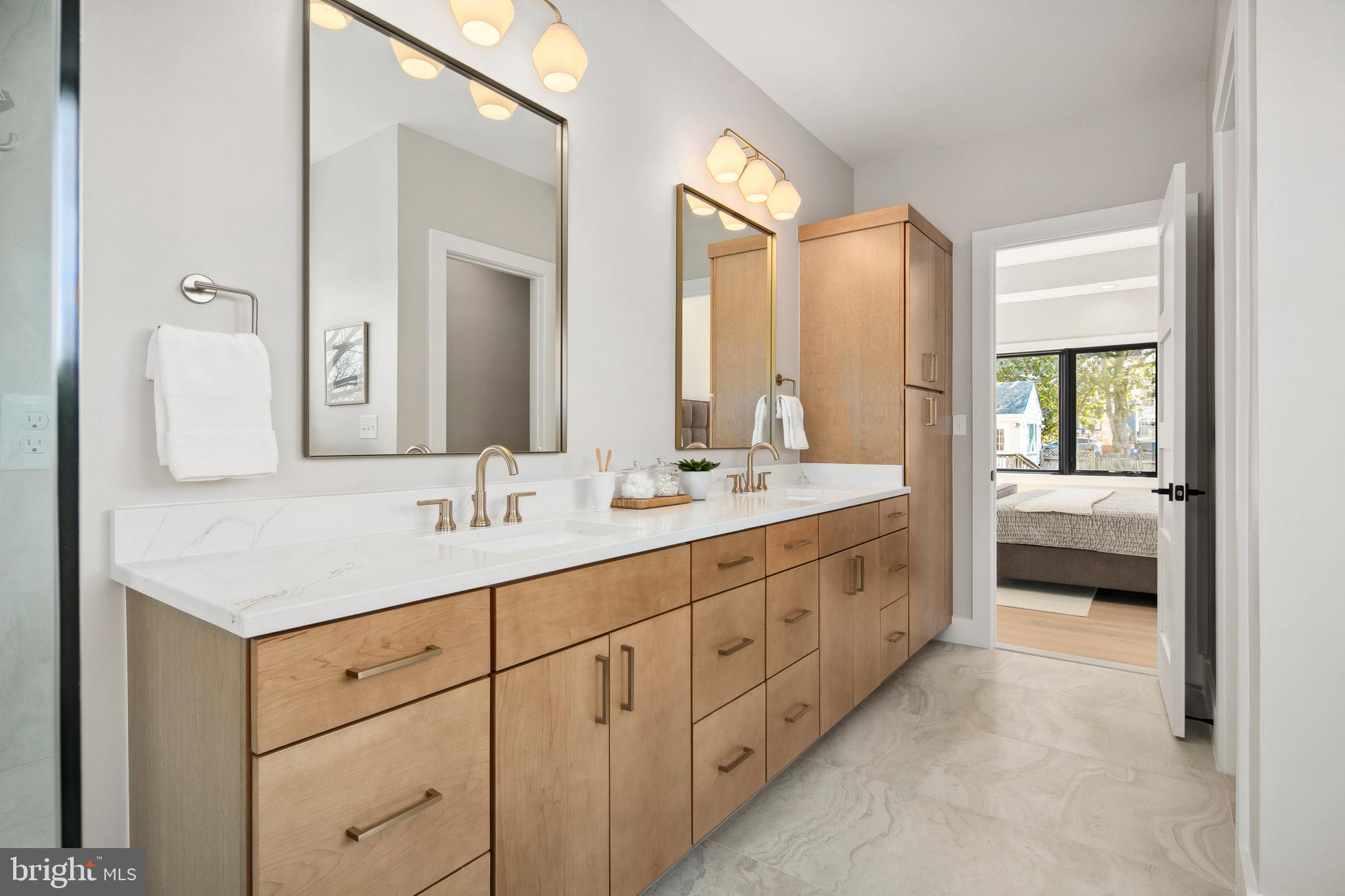 BERKSHIRE OAKWOOD - Residential