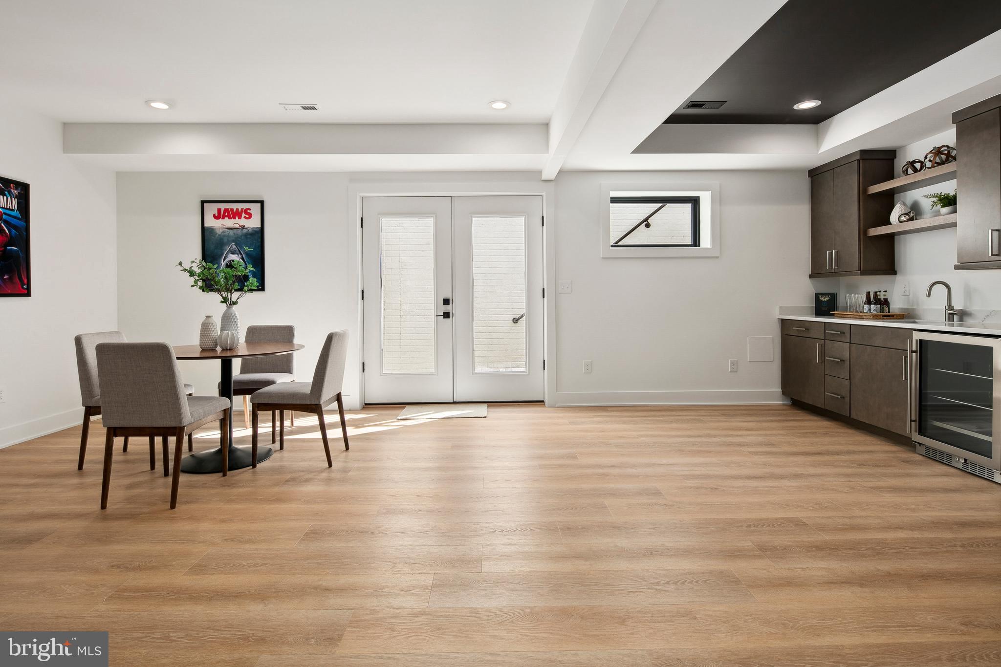 BERKSHIRE OAKWOOD - Residential