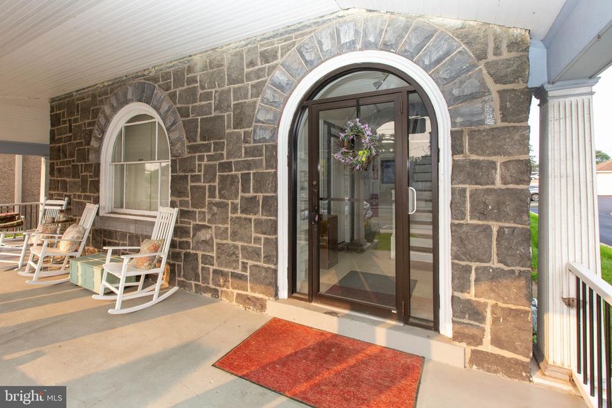 This is a NO Smoking unit in a NO Smoking building, All persons planning to occupy this unit must complete an application. PAR paper Application and photo copy of drivers license will be reviewed before the perspective tenants proceed to the online credit and background check. This unit is on the first floor and has access to a shared common front porch. The unit has a modern updated Kitchen and bathroom. Available immediately.