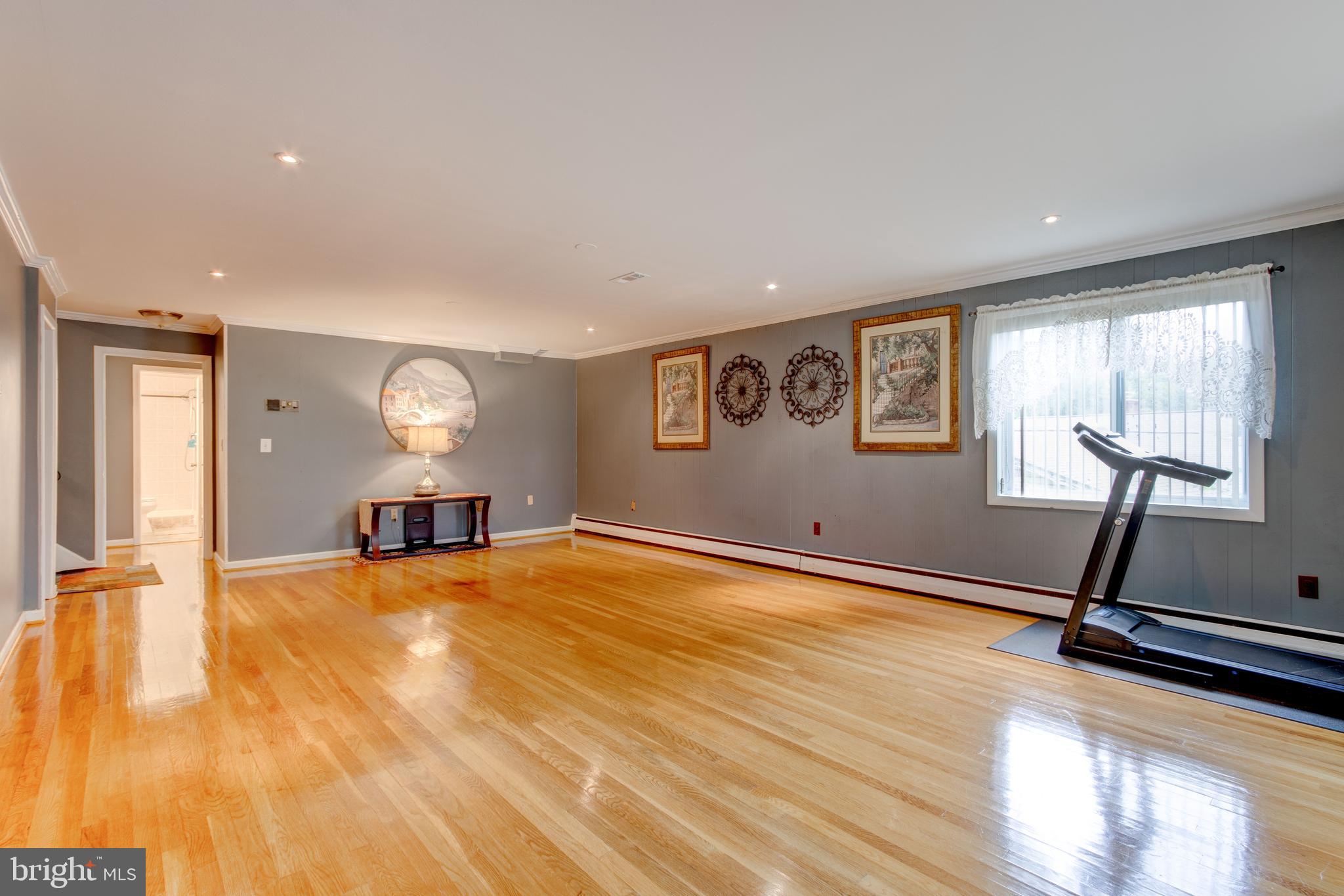 SPRINGBROOK - Residential