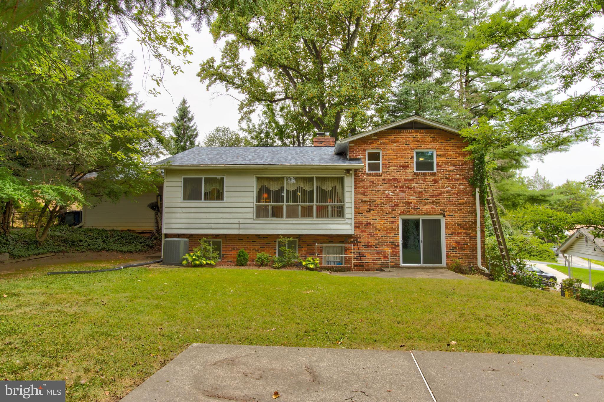 SPRINGBROOK - Residential