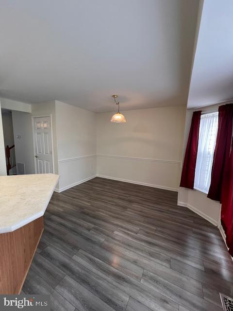 COUNTY GREEN - Residential Lease