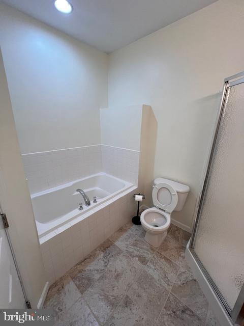 COUNTY GREEN - Residential Lease