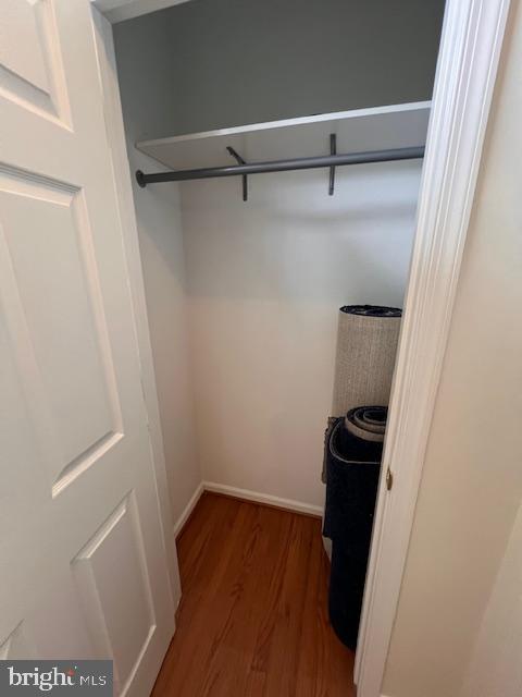 COUNTY GREEN - Residential Lease