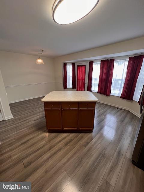 COUNTY GREEN - Residential Lease