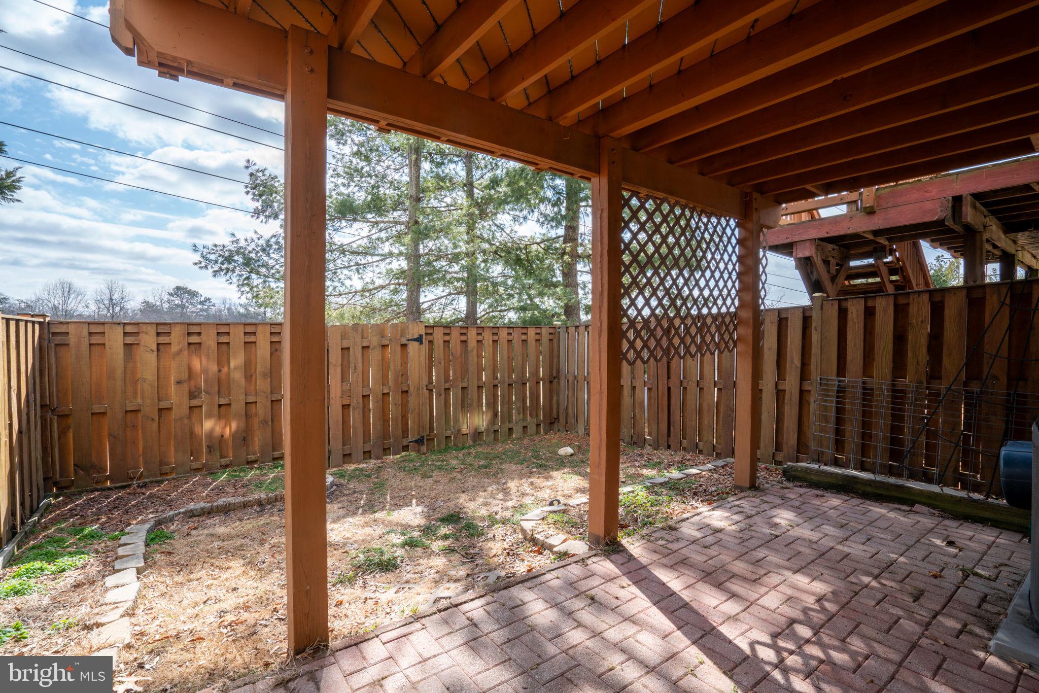 SINGLETONS GROVE - Residential