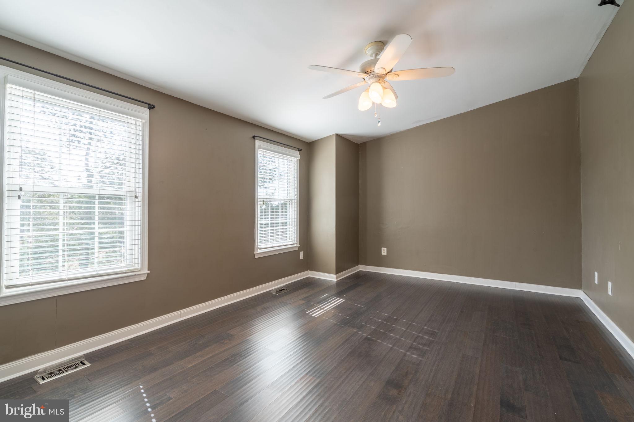 SINGLETONS GROVE - Residential