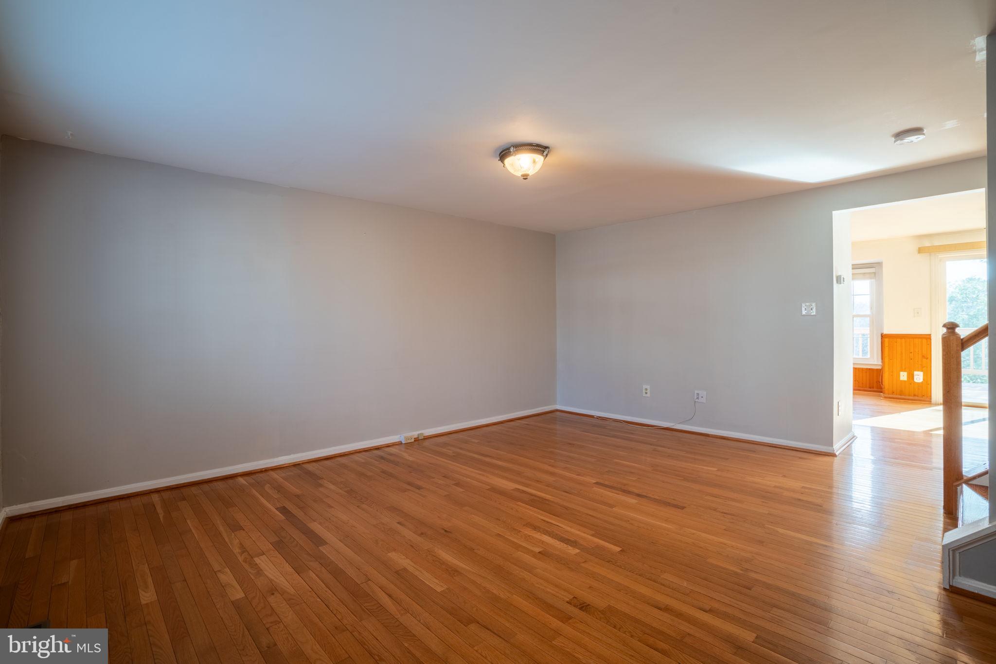 SINGLETONS GROVE - Residential