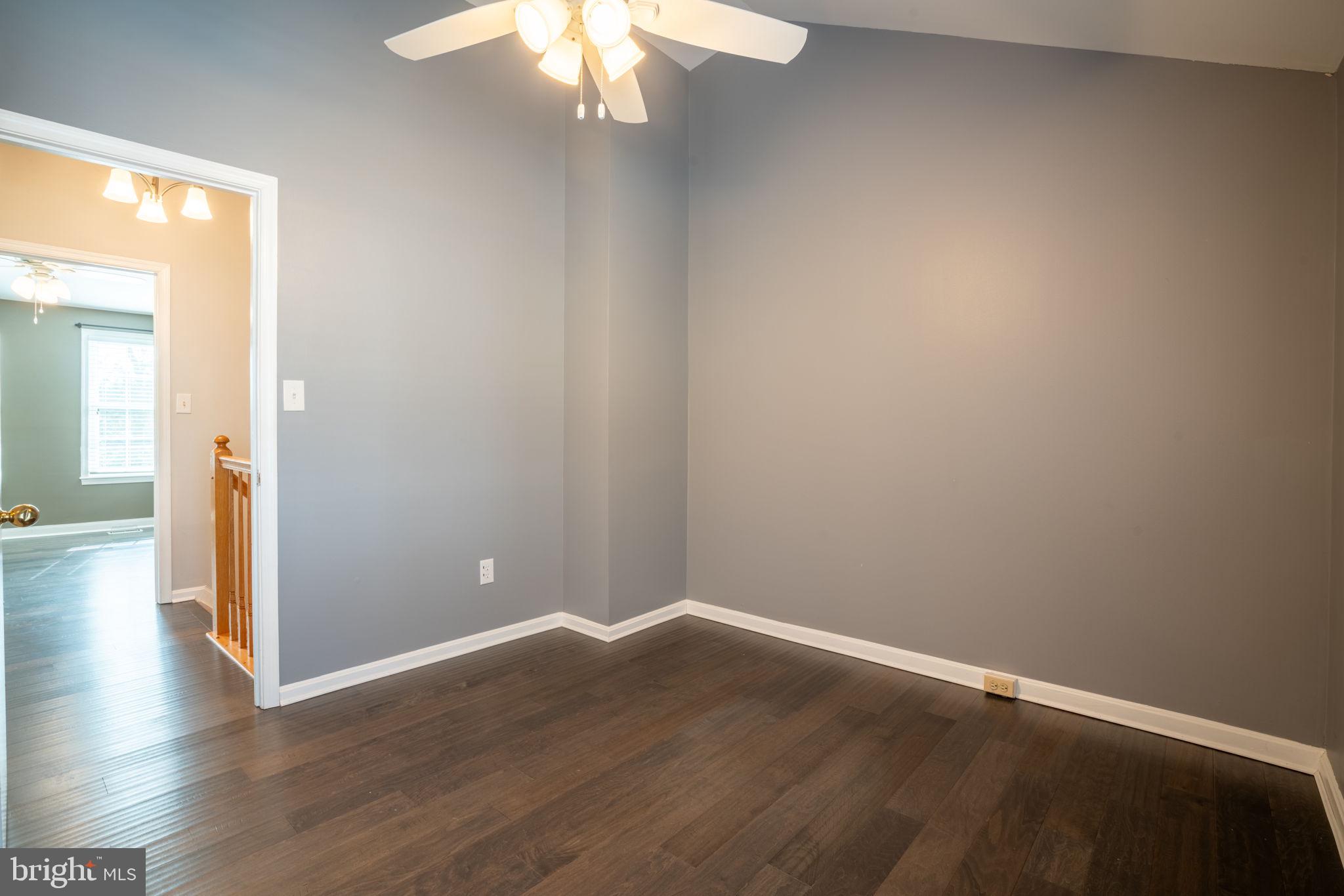 SINGLETONS GROVE - Residential