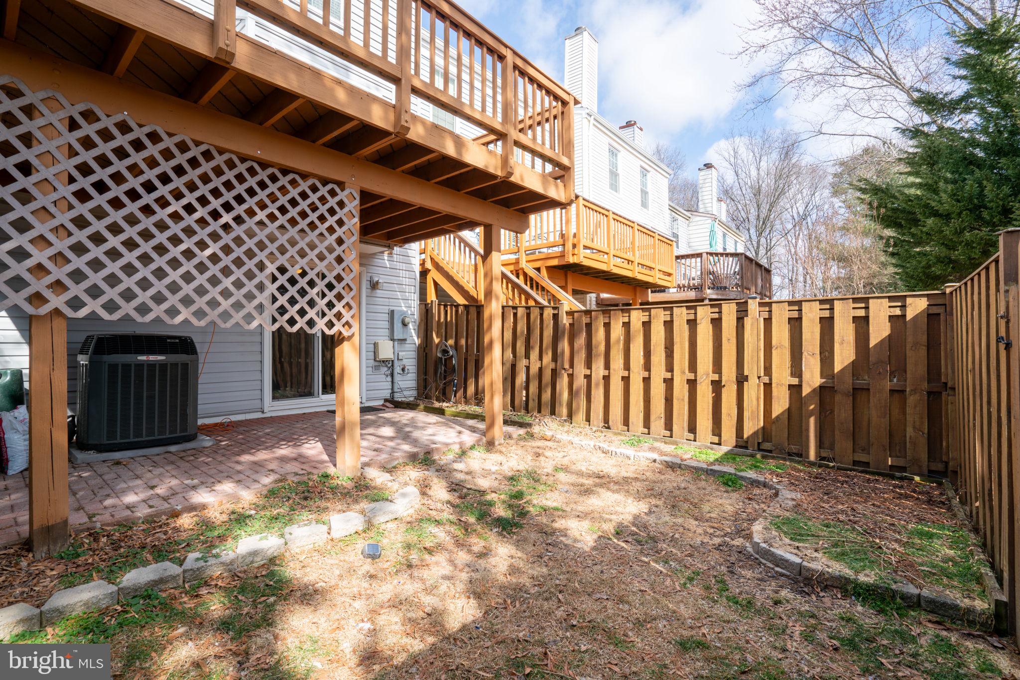 SINGLETONS GROVE - Residential