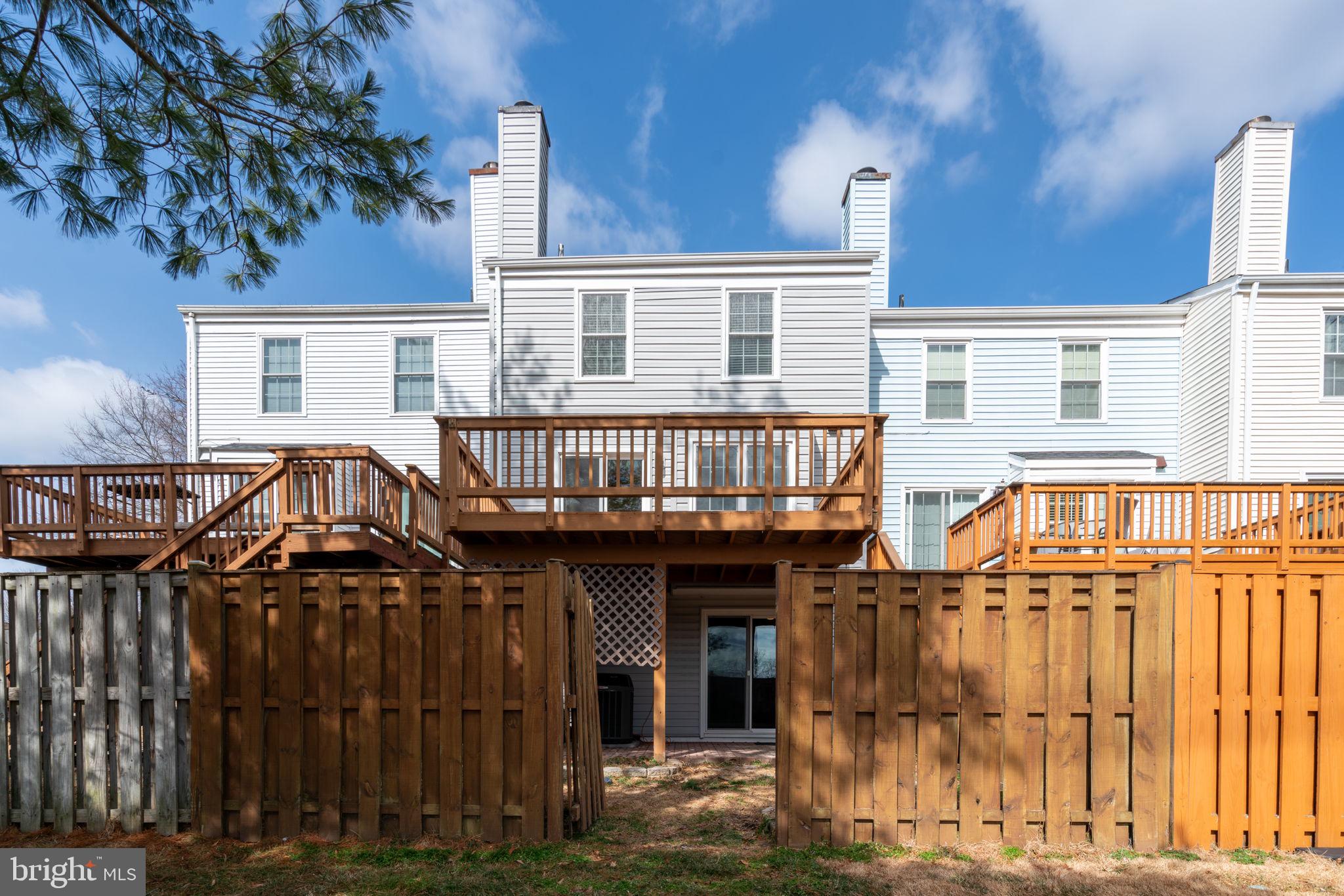 SINGLETONS GROVE - Residential