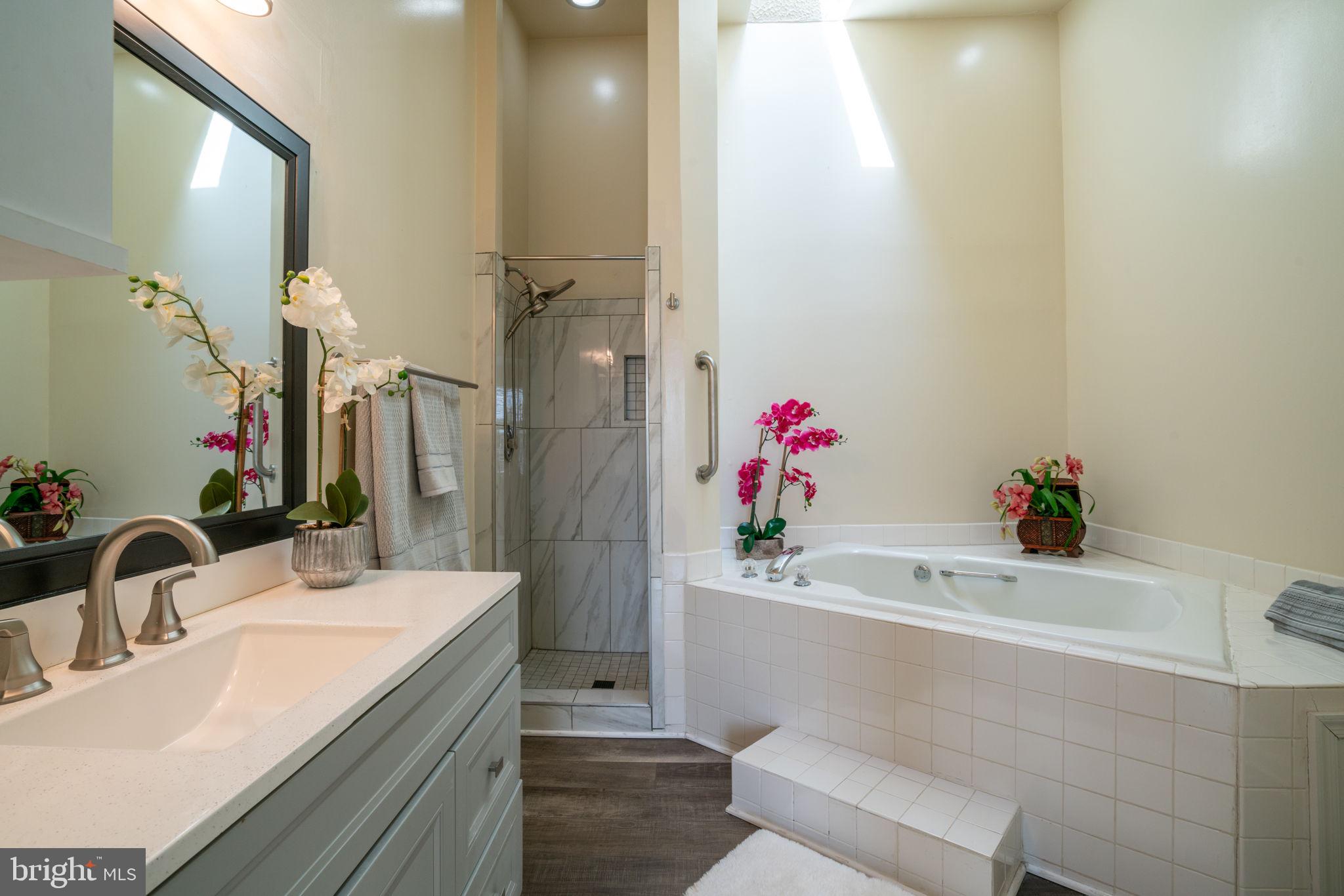 SINGLETONS GROVE - Residential