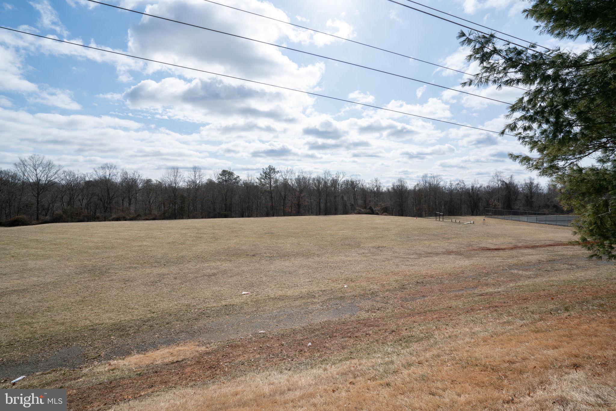 SINGLETONS GROVE - Residential