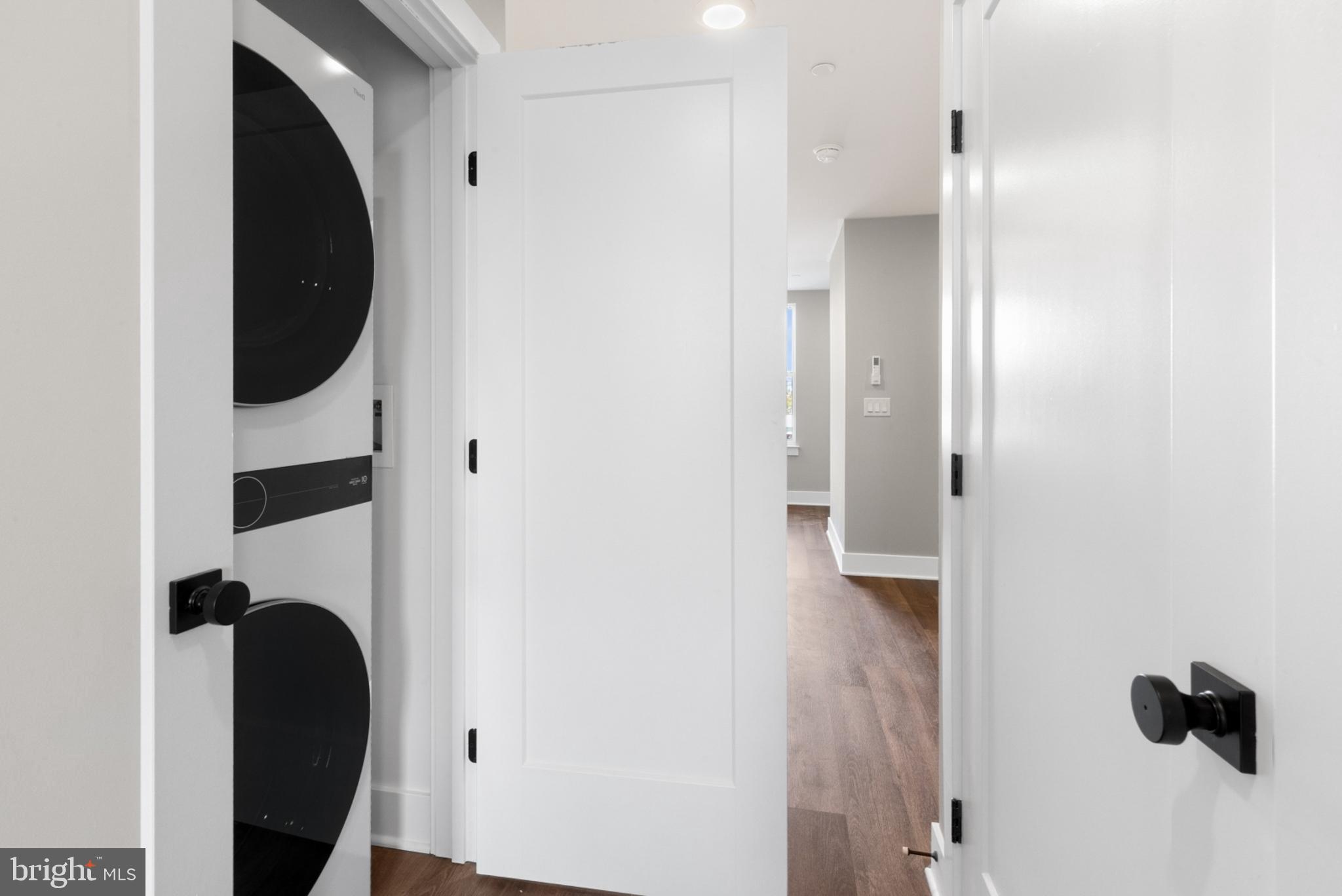 EAST KENSINGTON - Residential Lease