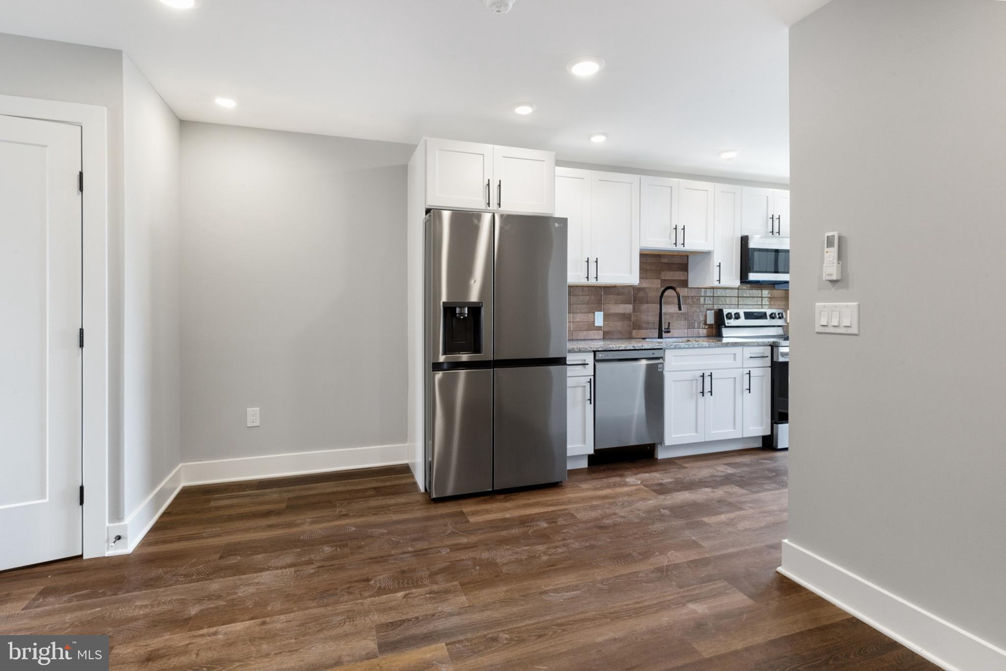 EAST KENSINGTON - Residential Lease