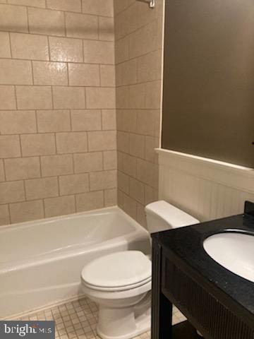 PINES AT DICKINSON CONDOMINIUM - Residential