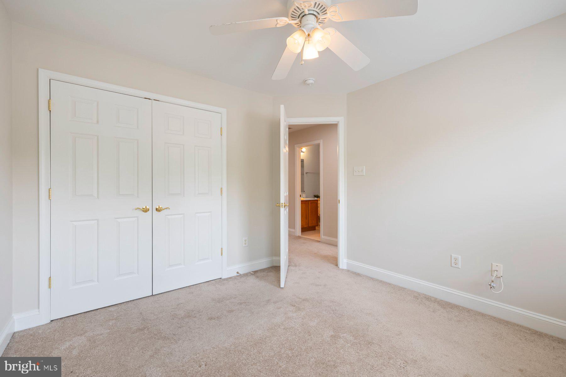 PINEY ORCHARD - Residential Lease