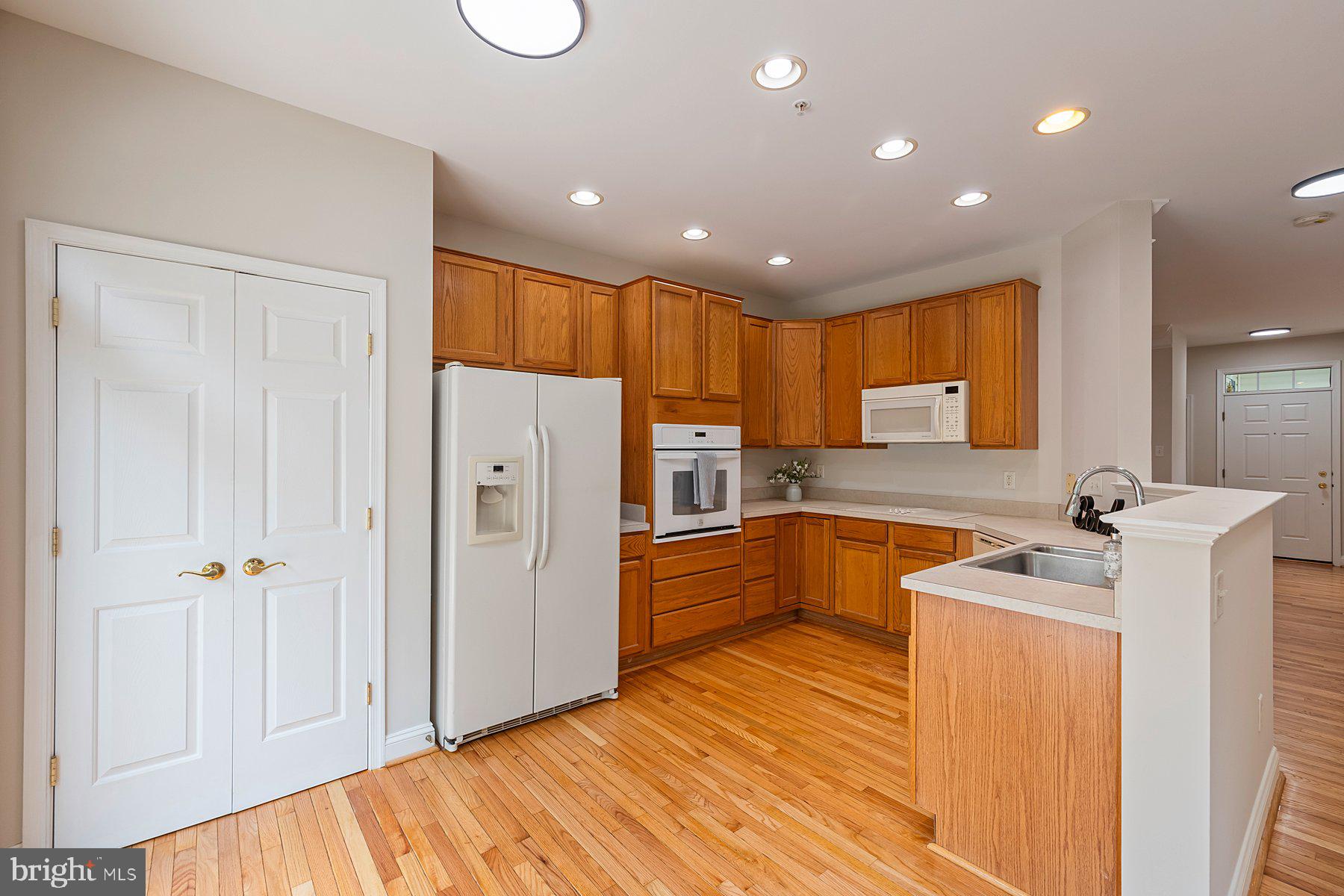 PINEY ORCHARD - Residential Lease