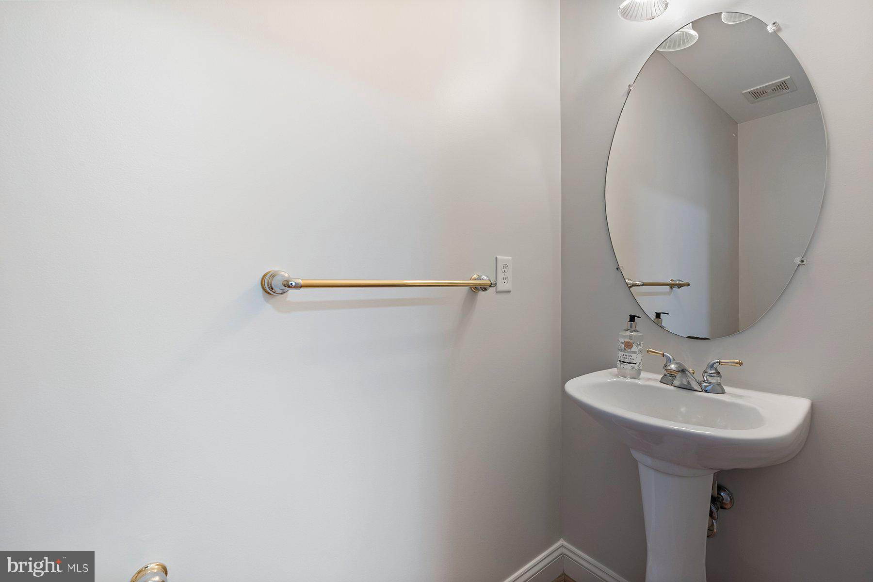 PINEY ORCHARD - Residential Lease